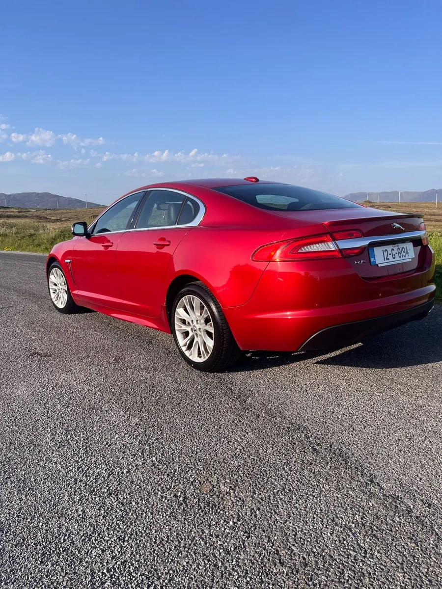 Jaguar XF 2012 - Image 3