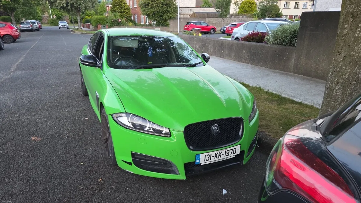 Jaguar XF 2013 - Image 2