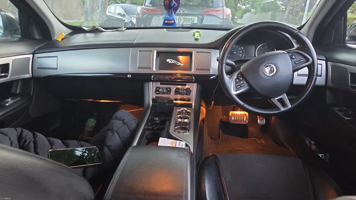 Jaguar XF 2013 - Image 5