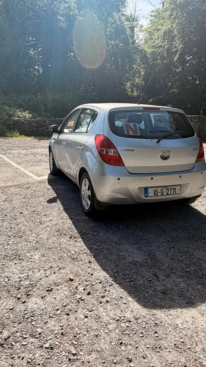 Hyundai i20 Very Low Mileage - Image 4