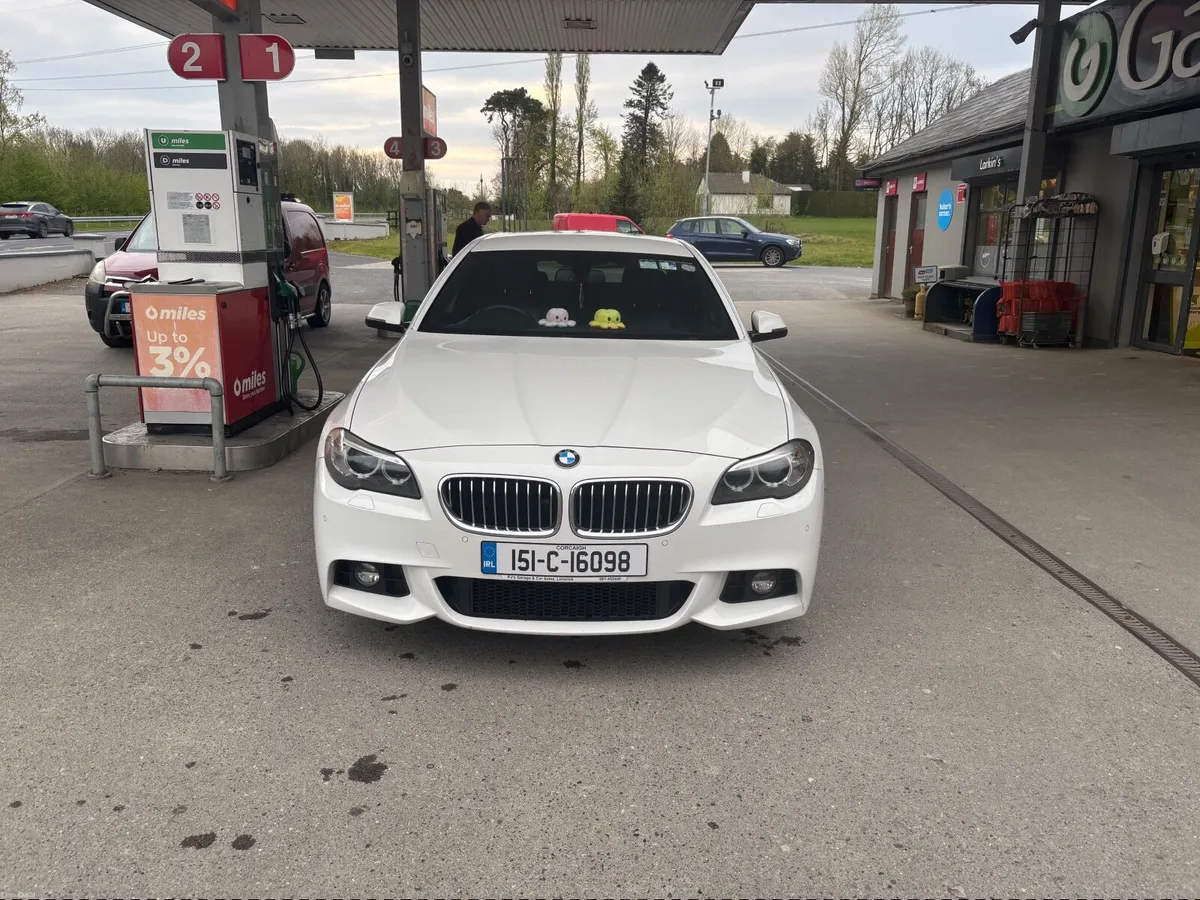 BMW 5-Series 2015 - Image 6