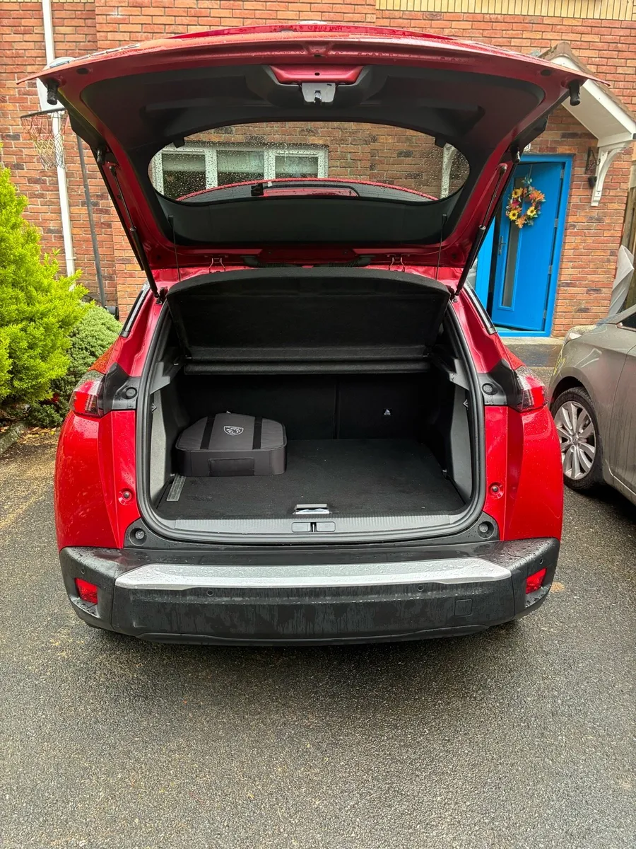Peugeot 2008 Allure Premium - Image 6