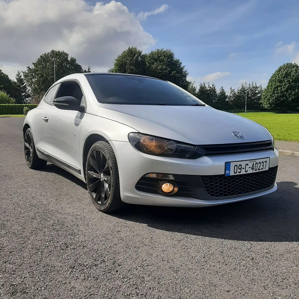 Volkswagen Scirocco 2009 - Image 4