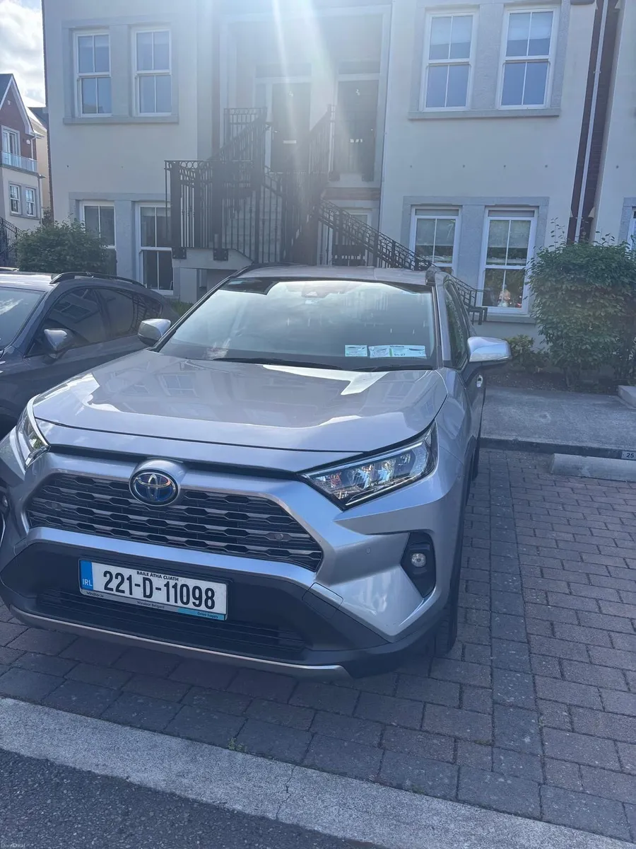 Toyota RAV4 - Image 1