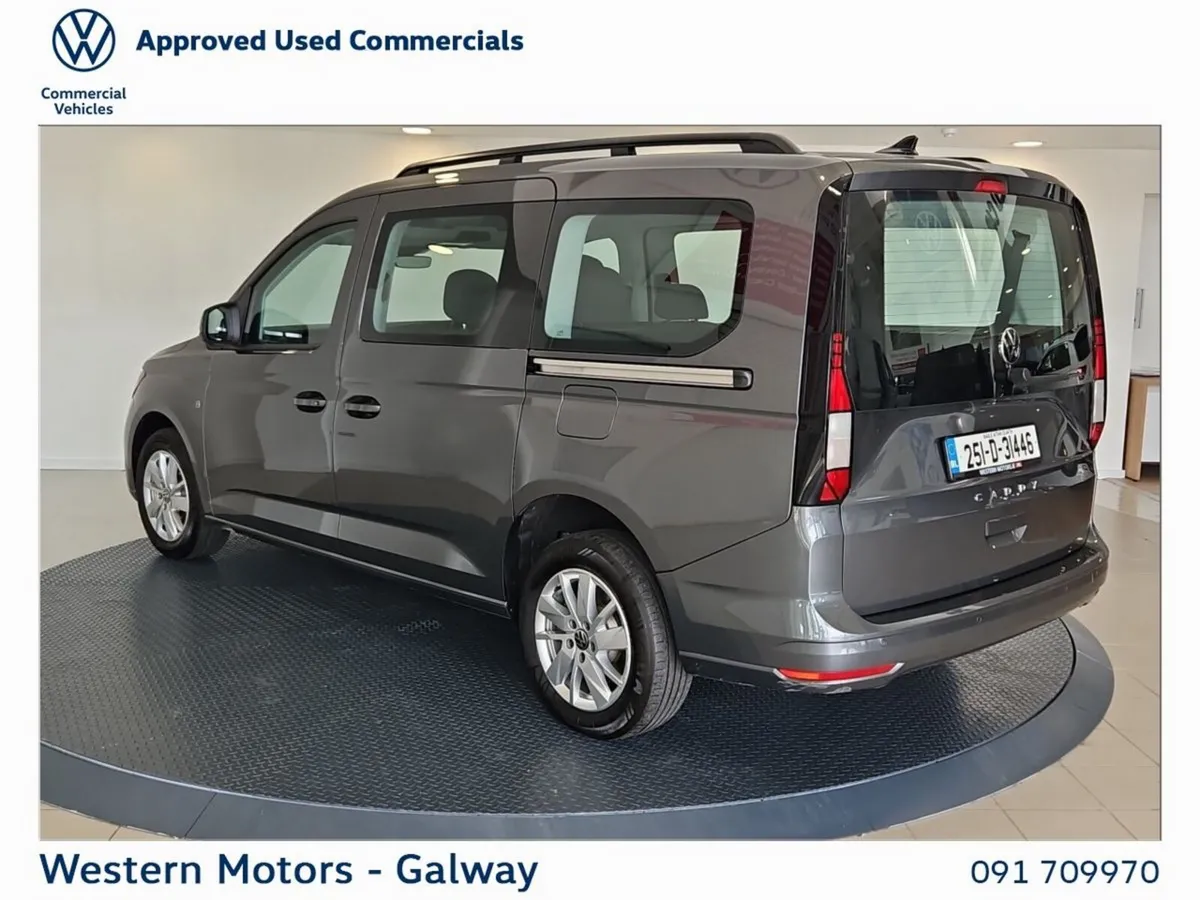 Volkswagen Caddy Maxi Life Auto, 122HP. 7 Seats, A - Image 3