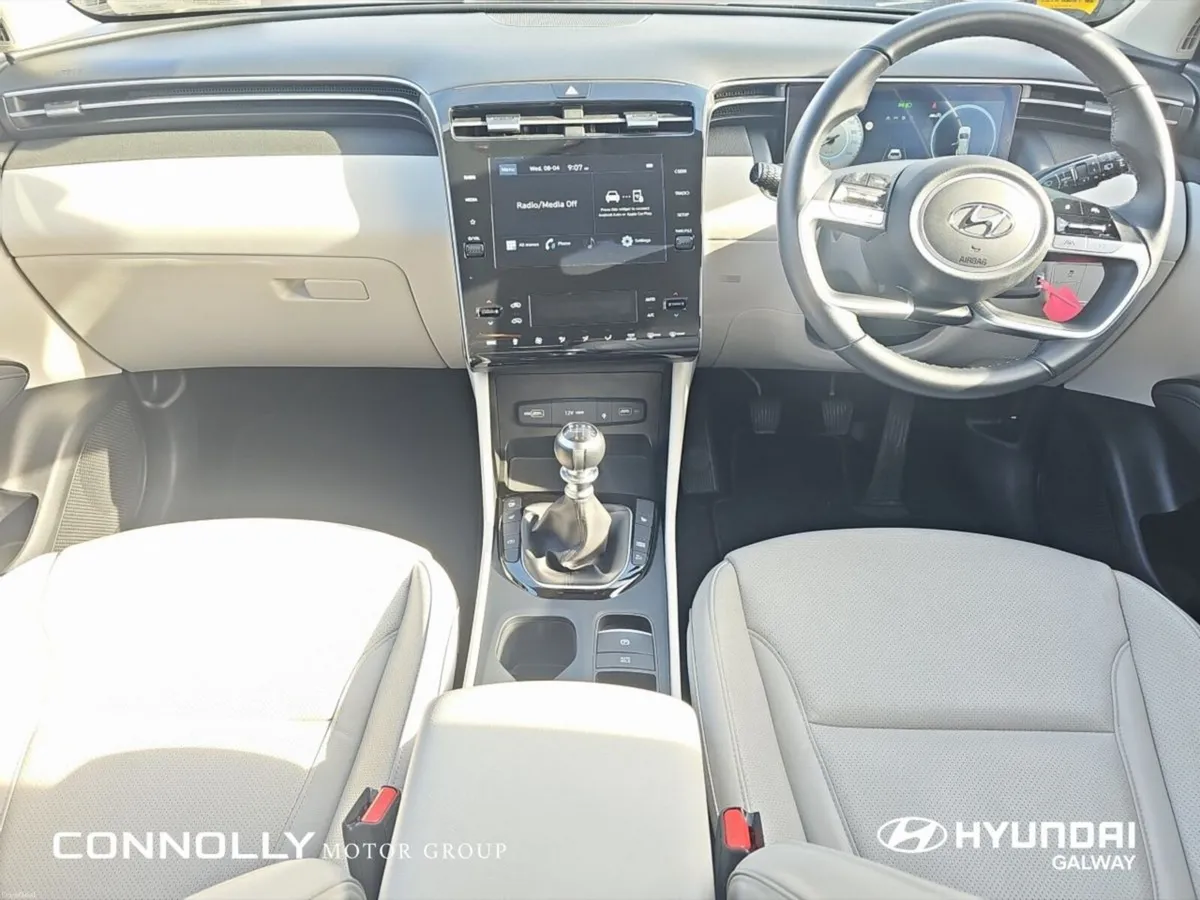Hyundai Tucson 2WD Executive - Image 4