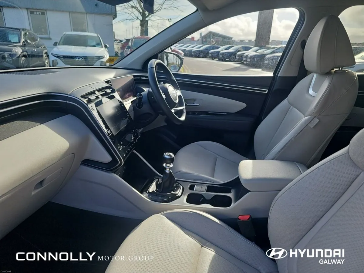 Hyundai Tucson 2WD Executive - Image 5