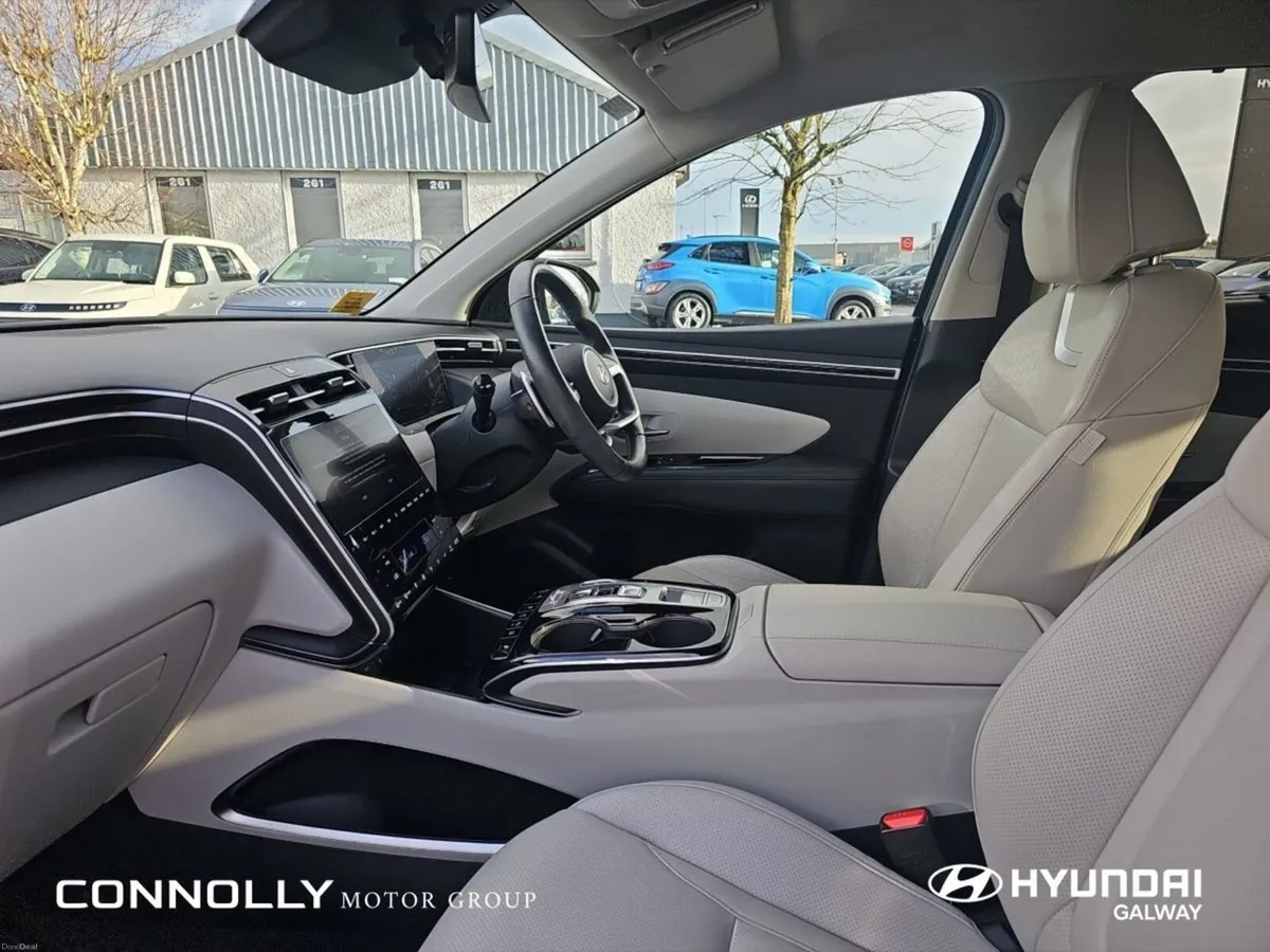 Hyundai Tucson 2WD Executive Plus HEV STG Auto - P - Image 5
