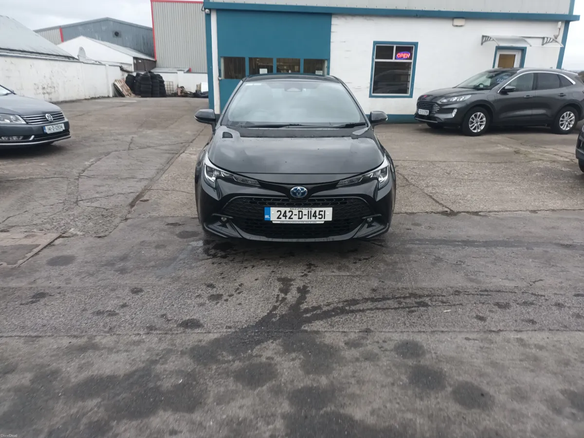 2024 Toyota Corolla 1.8 Hybrid Luna Hatchback - Image 4