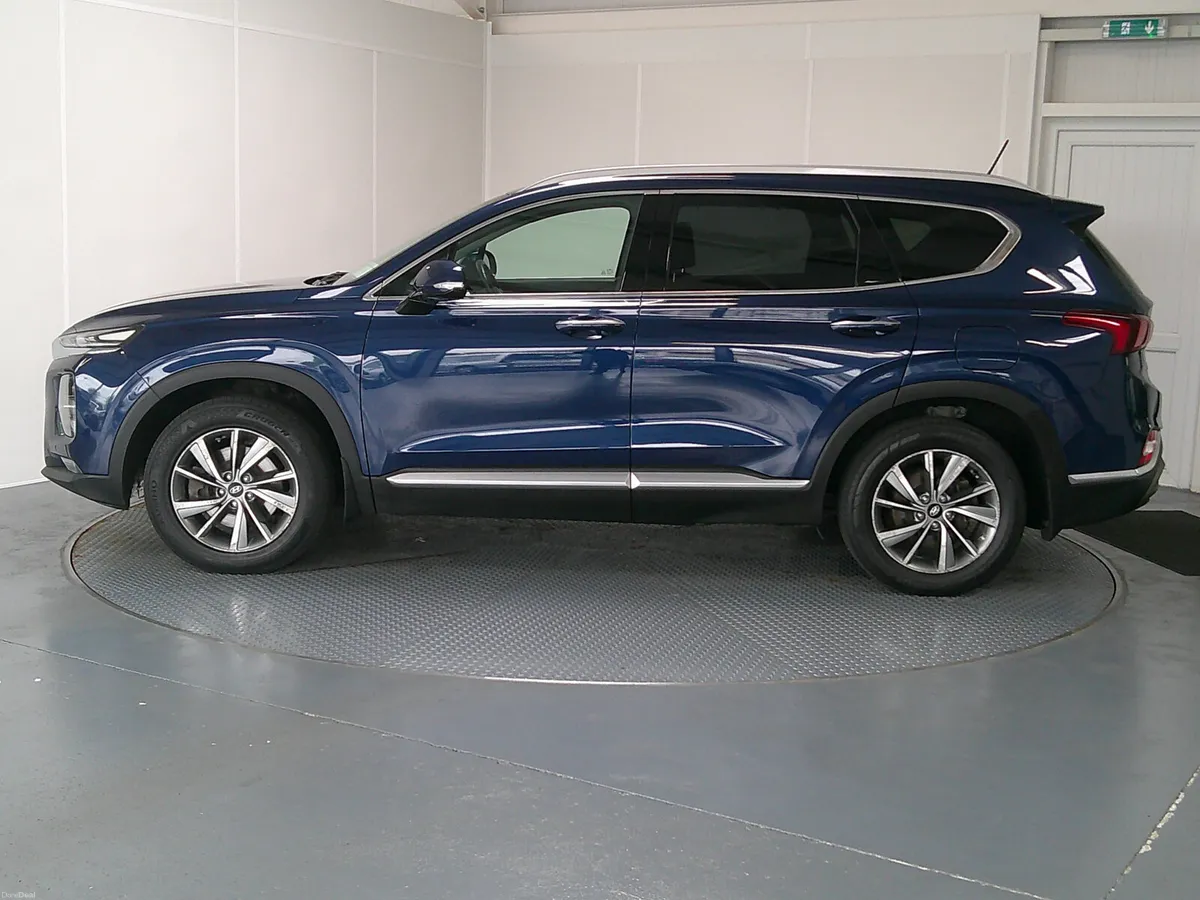 Hyundai Santa Fe 2019 - Image 4