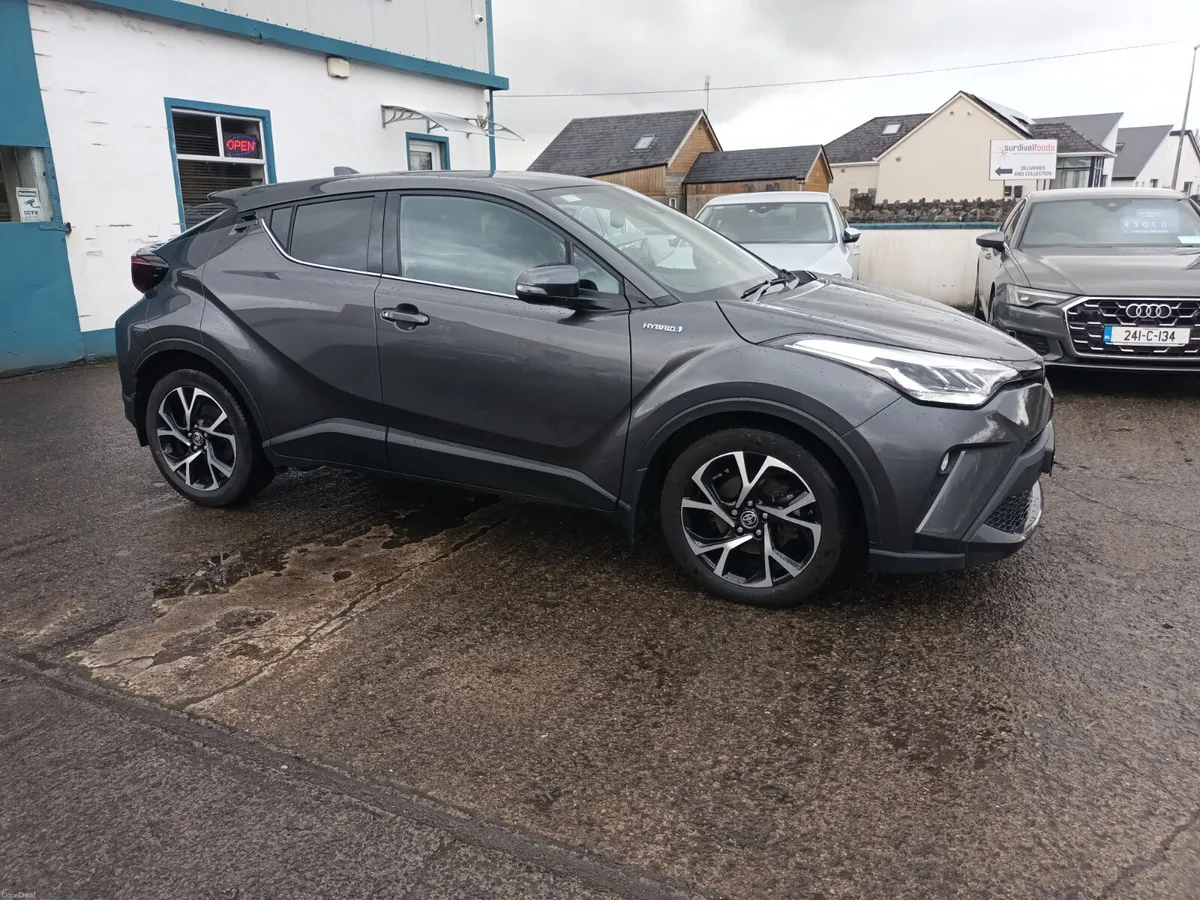 2022 Toyota C-HR 1.8 HYBRID SPORT BITONE - Image 2