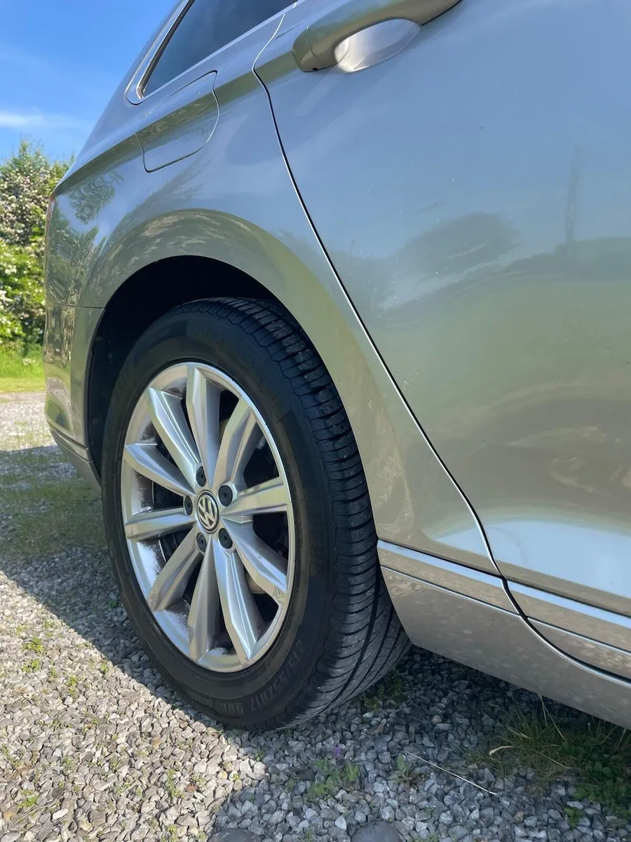 Volkswagen Passat SE Business 150 BHP NCT Jan '28 - Image 5