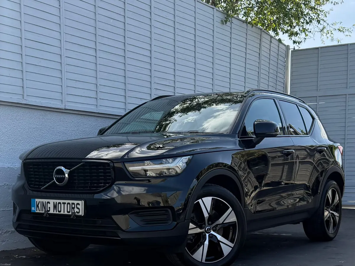 Volvo XC40 2022 / R-DESIGN T4 / PHEV - Image 4