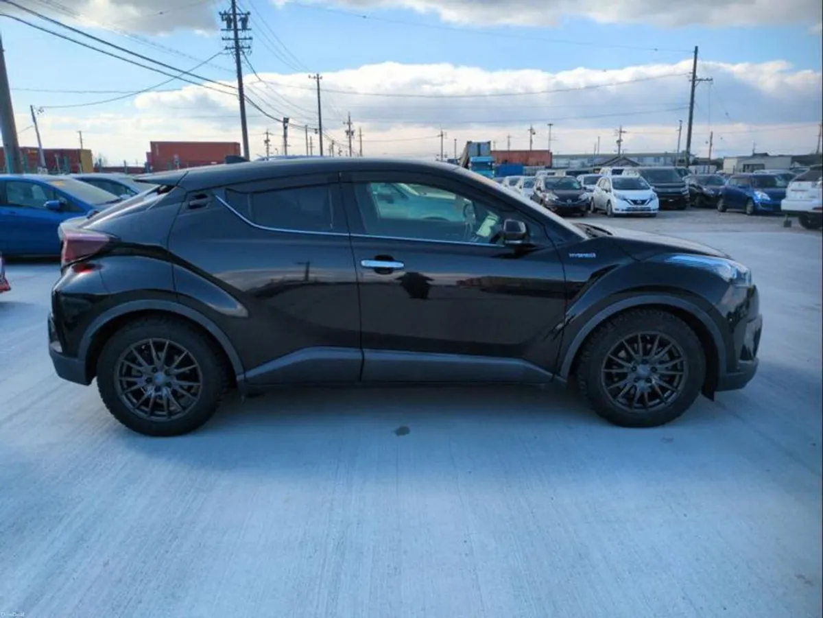 Toyota C-HR Hybrid G LED-Edition - Image 4