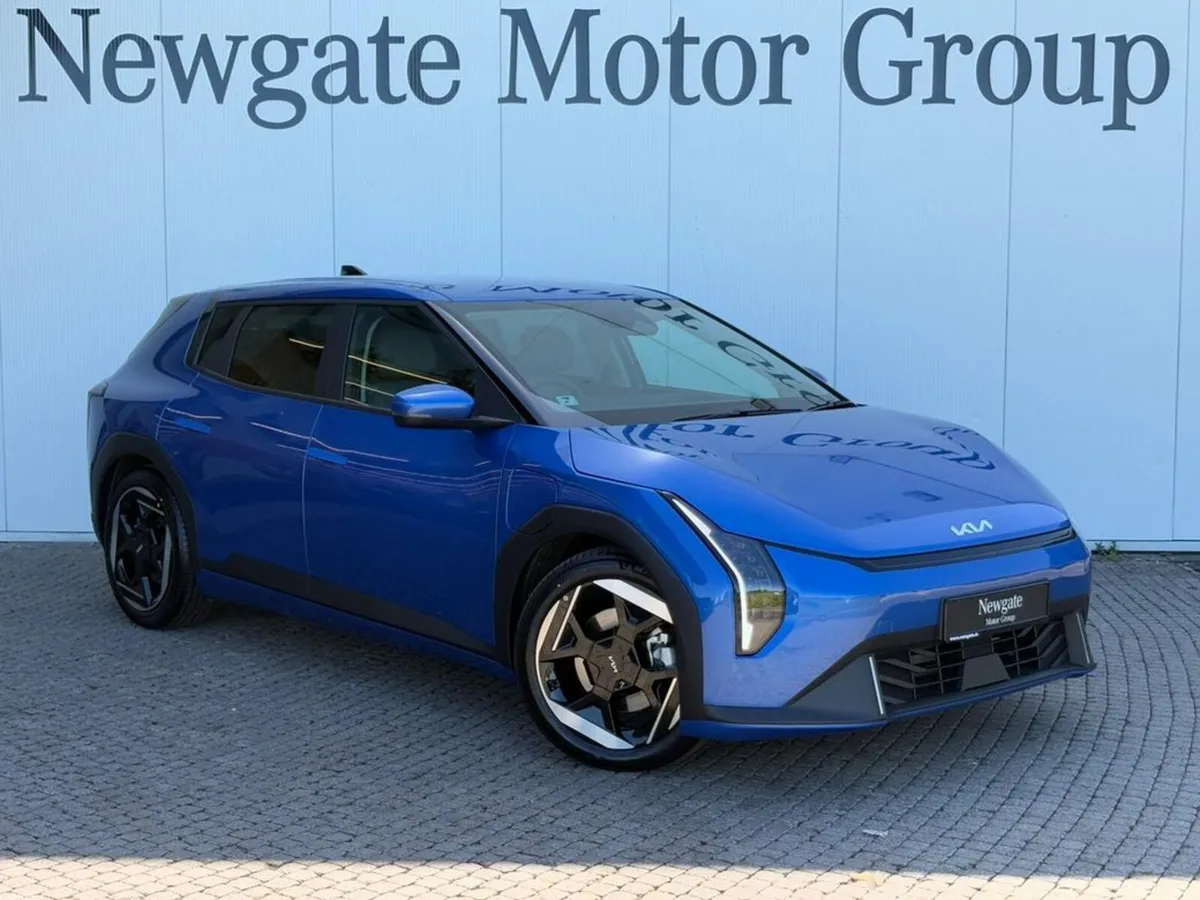 Kia EV4 Hatchback Earth 3 (Long Range) - Image 4