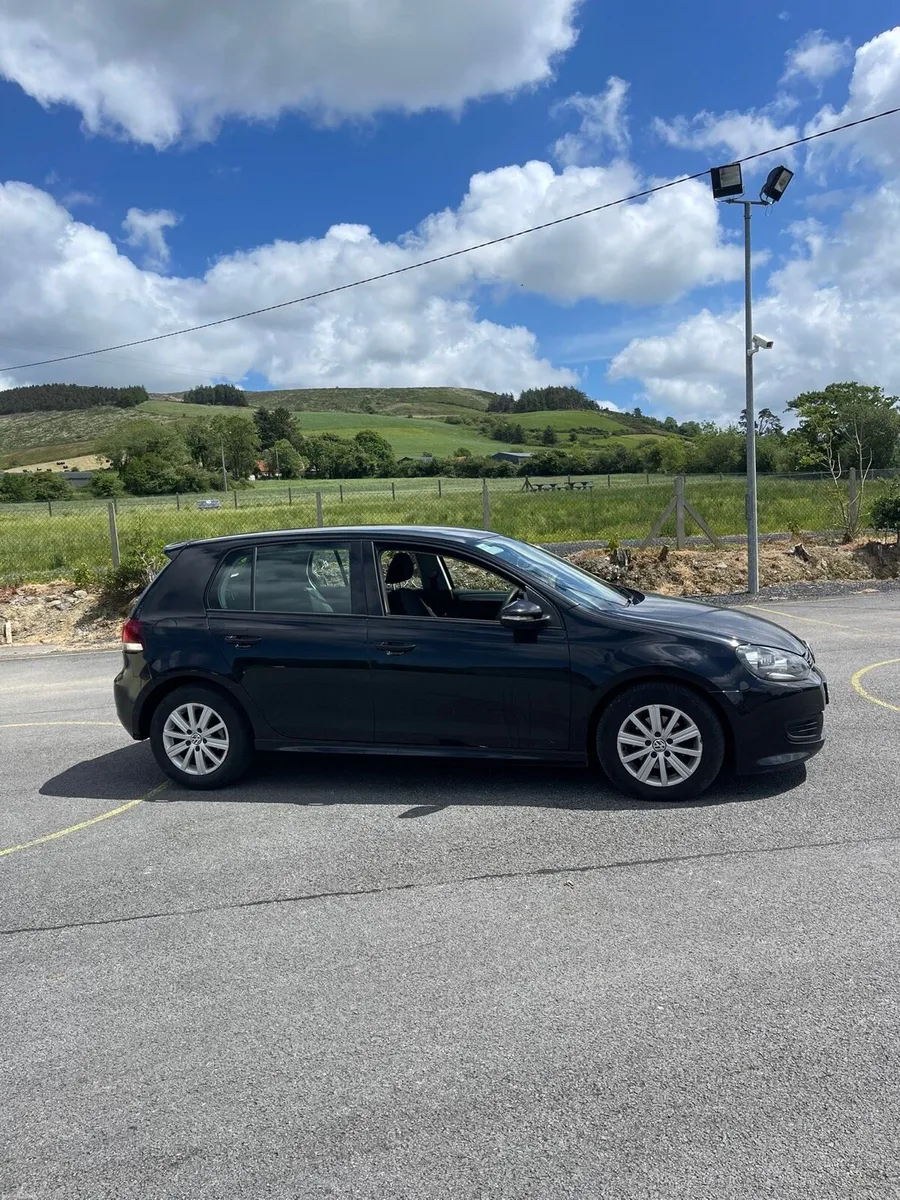 Volkswagen Golf (Low Miles) - Image 3