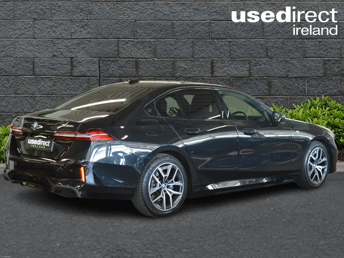 BMW 5-Series 530e M Sport - Image 2