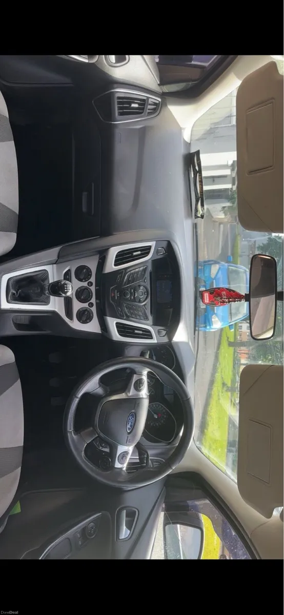 Ford focus 2012 - Image 4