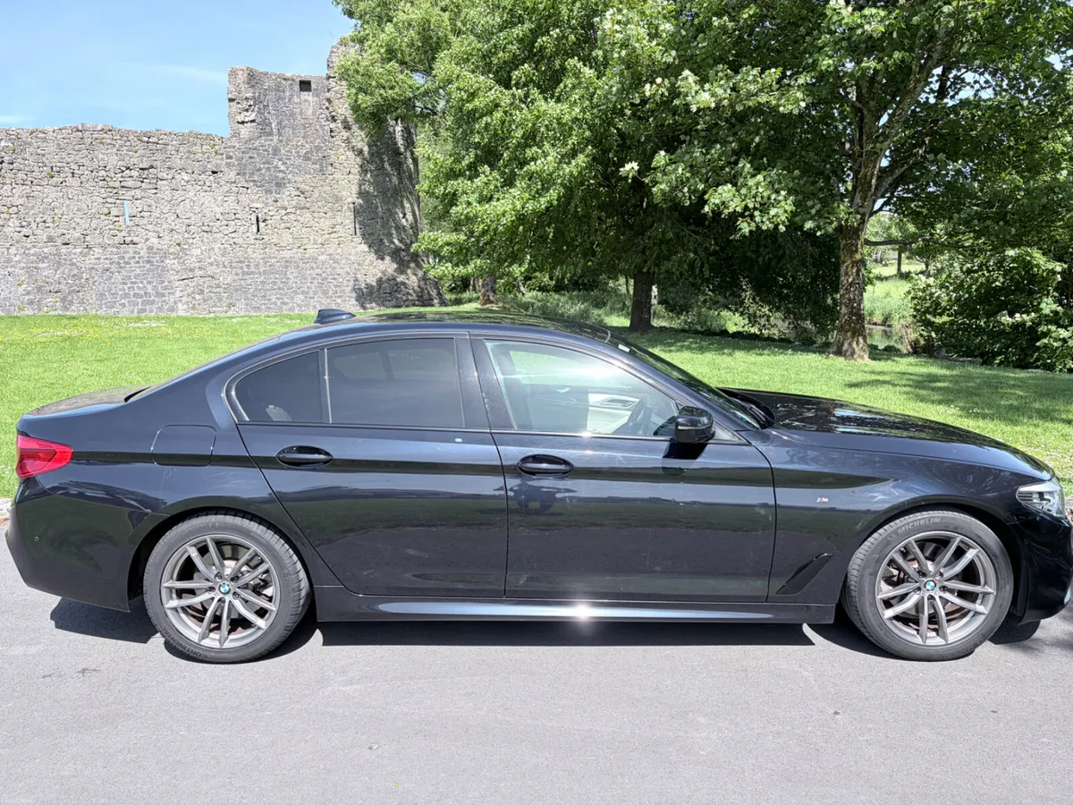 BMW 5-Series 2019 M-Sport - Image 5