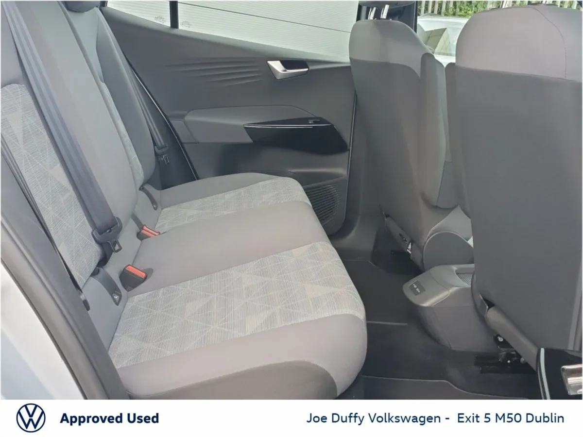 Volkswagen ID.3 COMFORT 58KWH 145HP PRO AUTO - Image 4