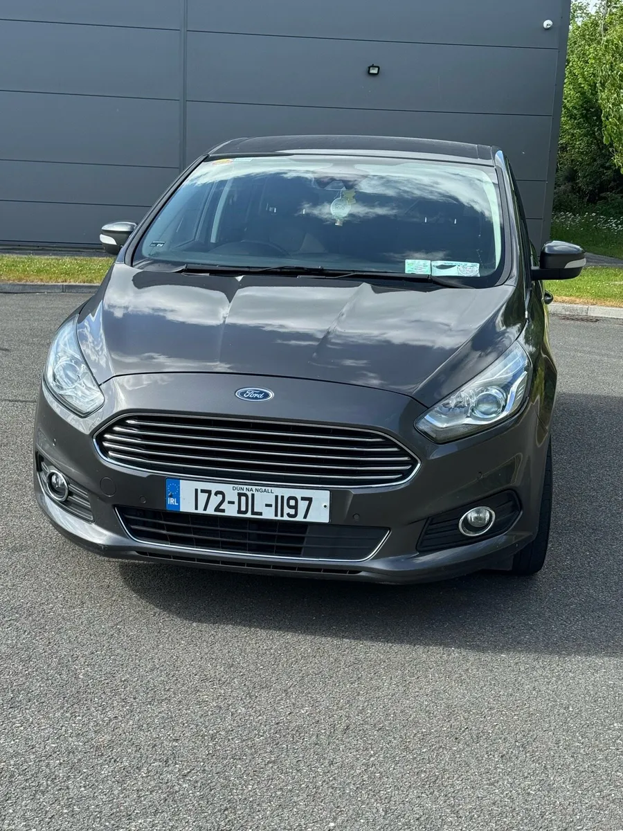 Ford S-max - Image 1