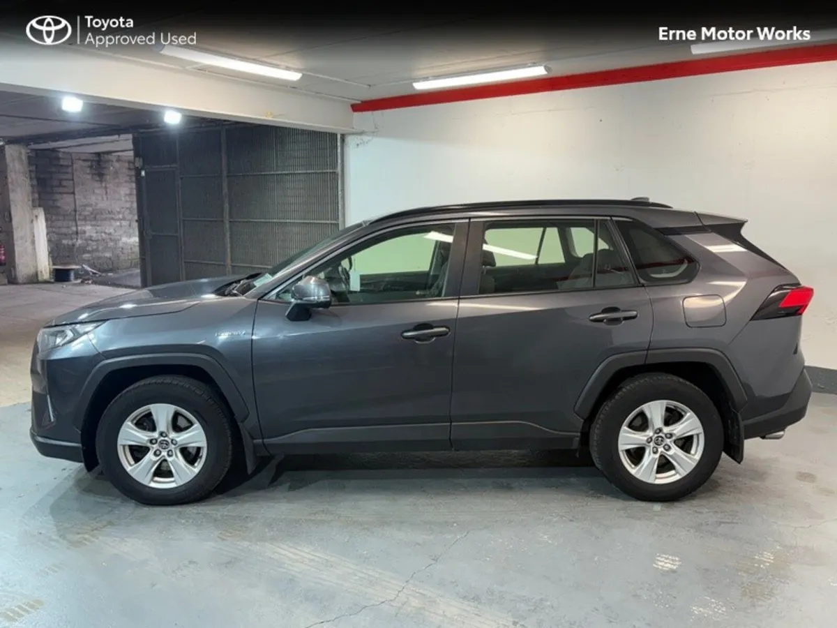 Toyota RAV4 RAV4 HYBRID LUNA 2WD - Image 2