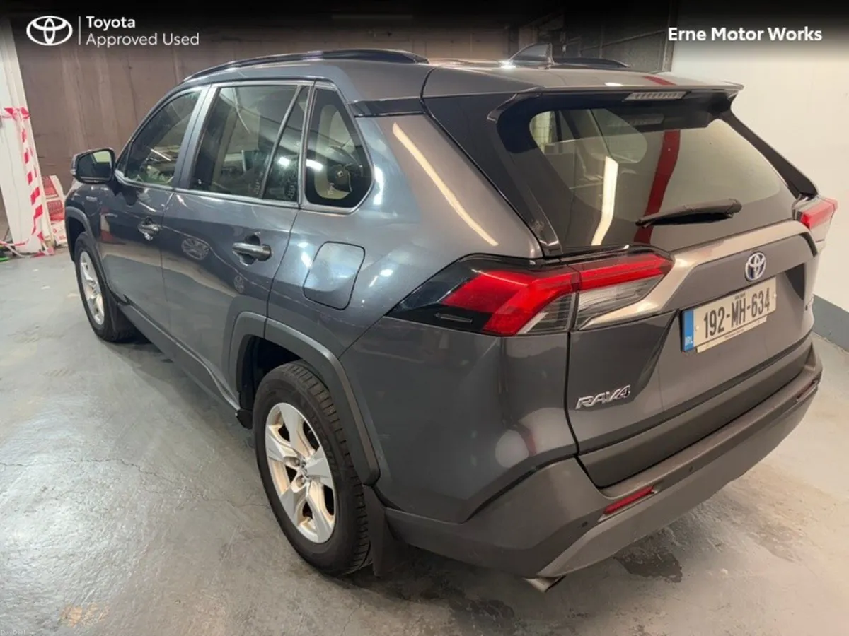 Toyota RAV4 RAV4 HYBRID LUNA 2WD - Image 3