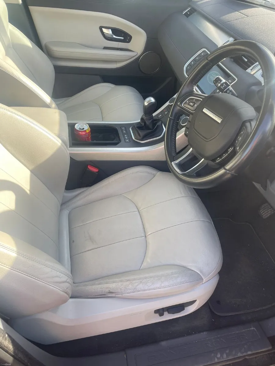 Land Rover Range Rover Evoque 2016 - Image 2