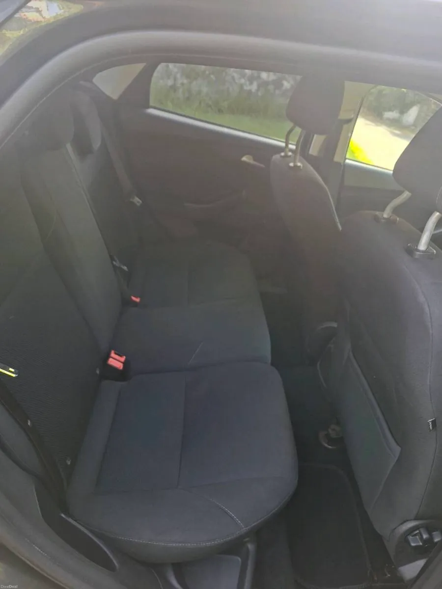 2016 Ford Focus - Image 6