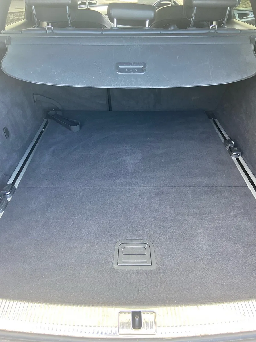 Audi A6 S-line Estate - Image 6