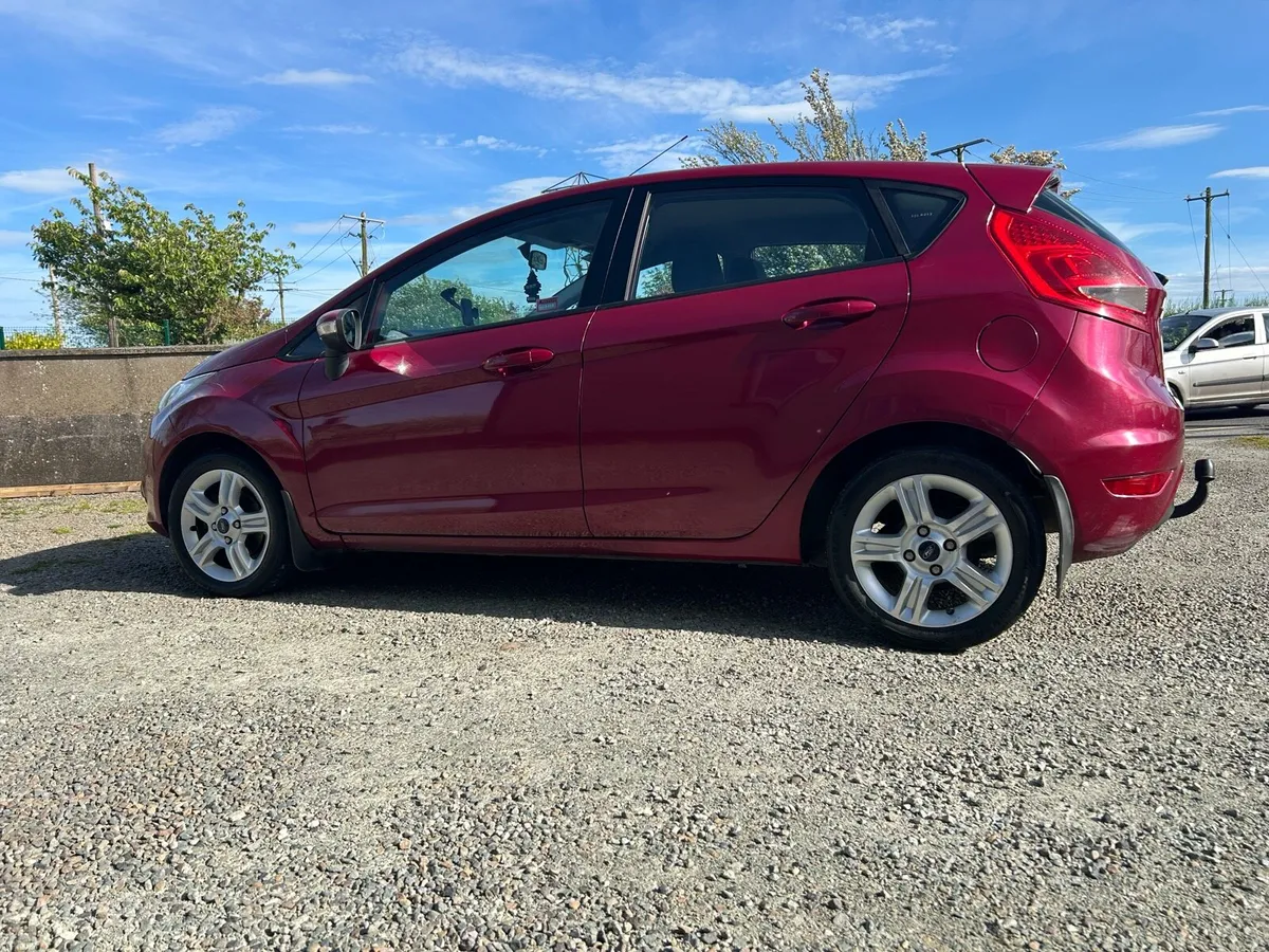 Ford fiesta 2010 1.2 - Image 1
