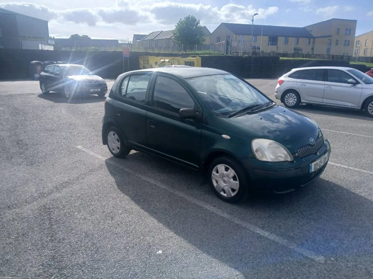 2003 Toyota yaris !! New nct June 2027 !! - Image 3