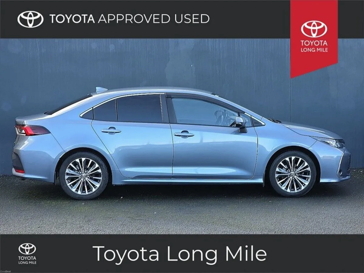 Toyota Corolla 1.8 Hybrid Luna Sport ‘’Irish Car n - Image 3