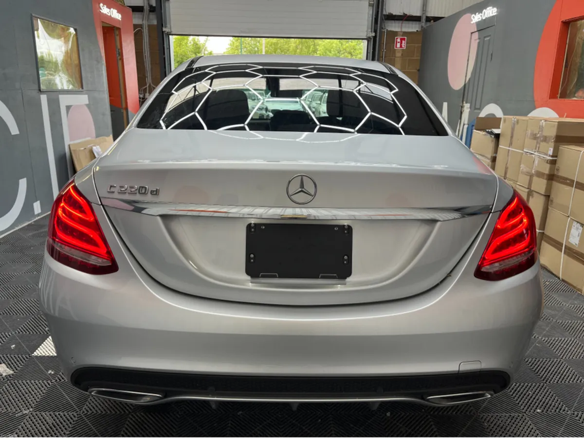 Mercedes-Benz C-Class 2018 MERCEDES-BENZ C220D LEU - Image 3