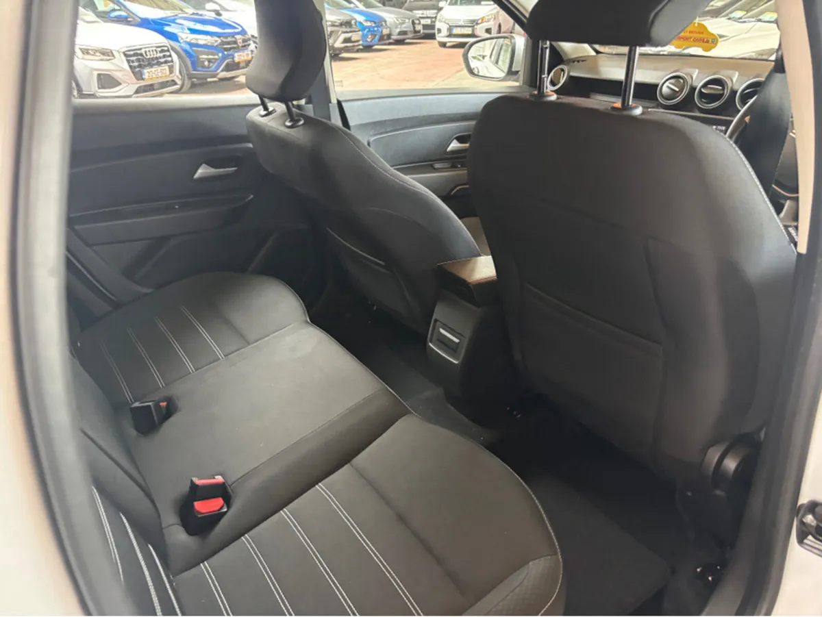 Dacia Duster EXPRESSION BLUE DCI 115 4X2 NB - Image 2