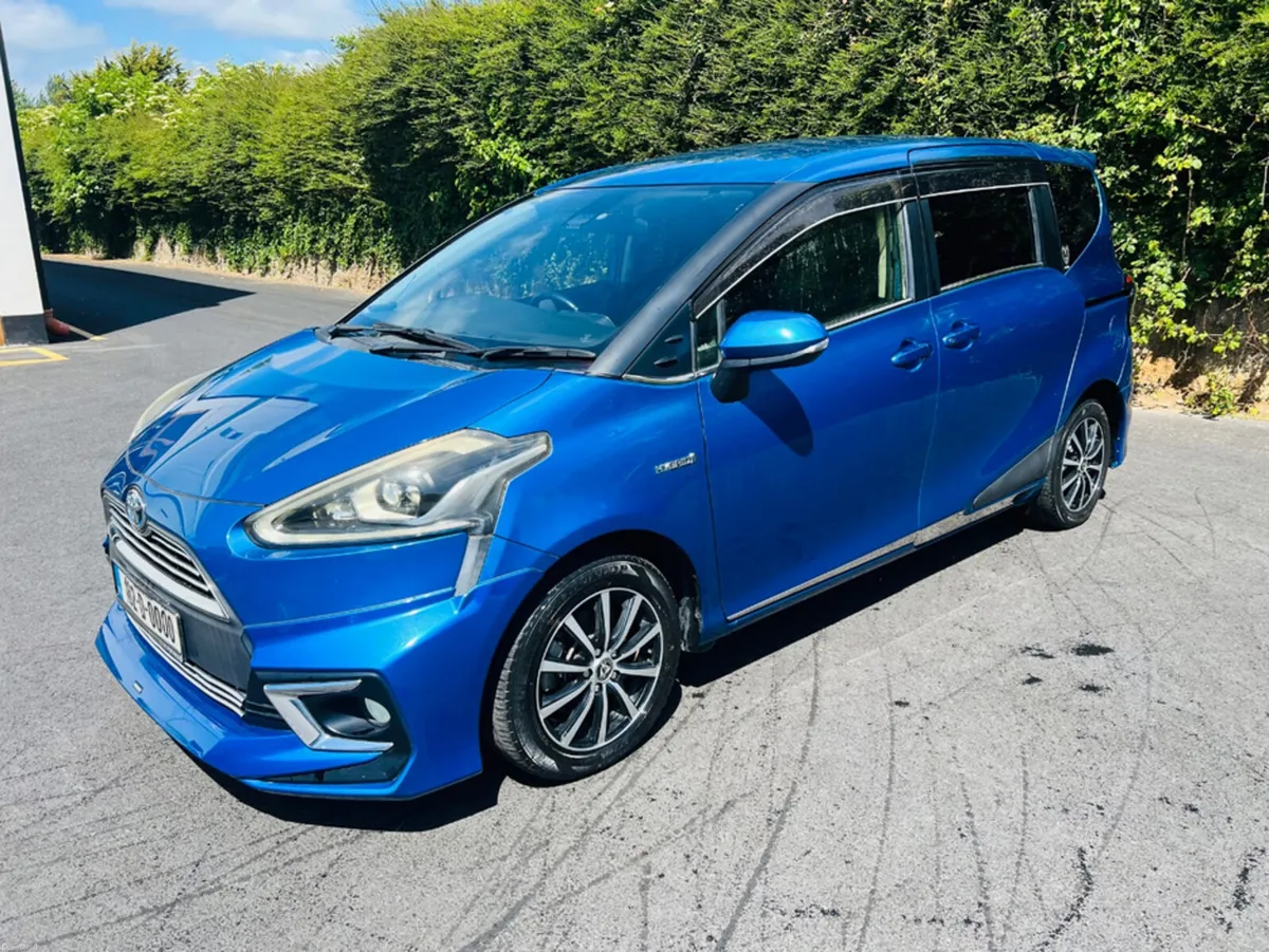 Toyota Sienta FINANCE AVAILABLE FROM €48 P/W - Image 5