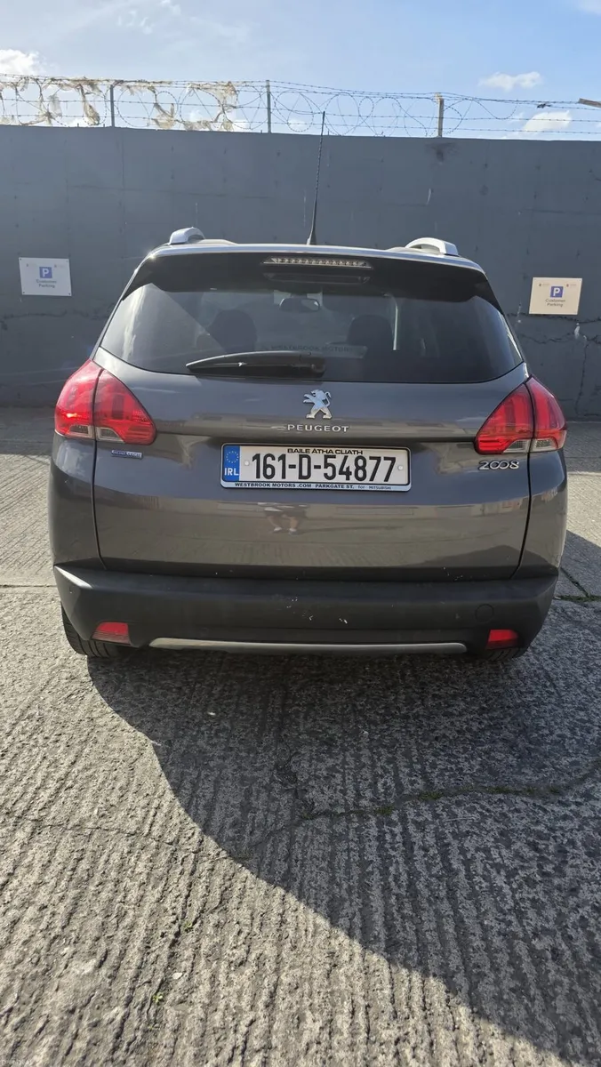 2016 Peugeot 2008 1.2 Petrol - Image 3