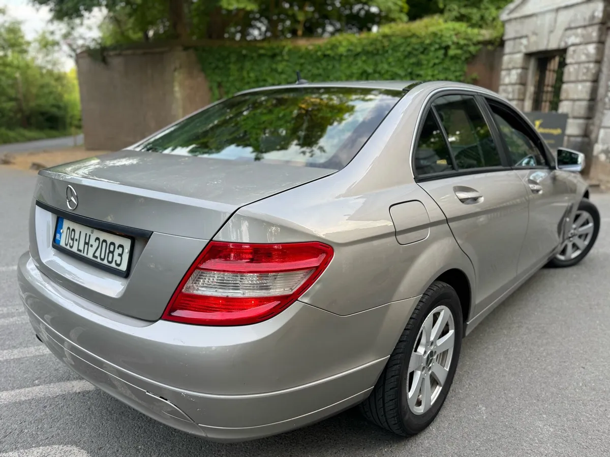 Mercedes C180 Automatic - Image 6