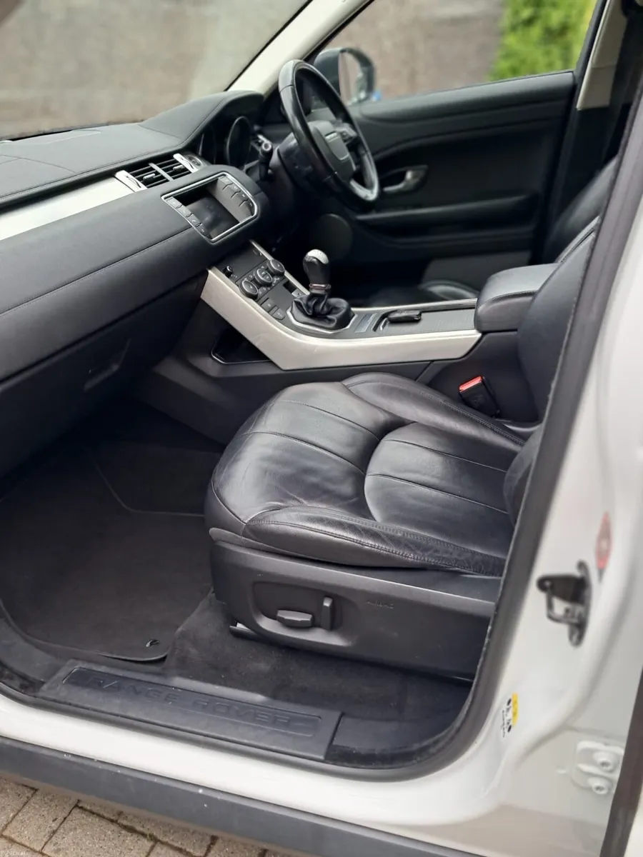 Range Rover Evoque - Image 6