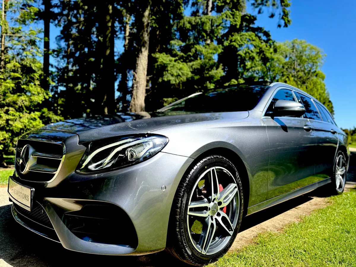 E220 AMG PREMIUM PLUS * LOW KMS * - Image 1