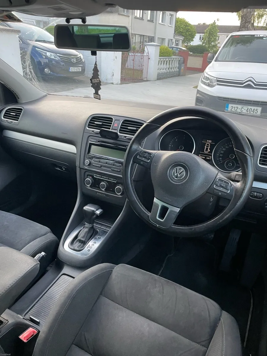 VW Golf  2.0  GT TDI DSG  automatic - Image 4