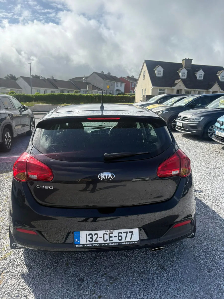 Kia Ceed 2013 - Image 4