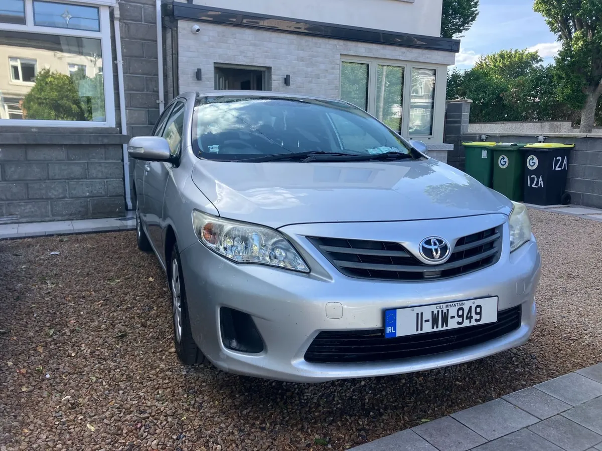 Toyota Corolla 2011 - Image 1
