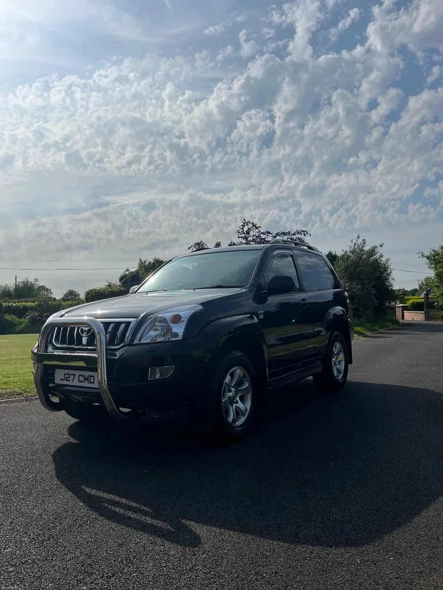 Toyota Land Cruiser 2005 - Image 2