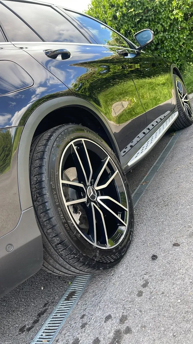 Mercedes Benz glc 220 - Image 6