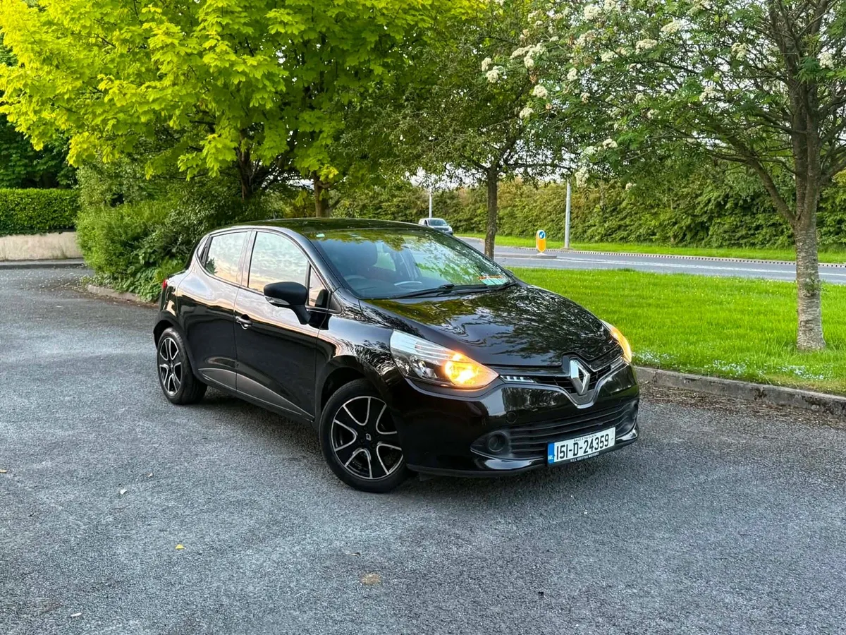 2015 Renault Clio nct 07/27 tax 01/27 86,000km - Image 1