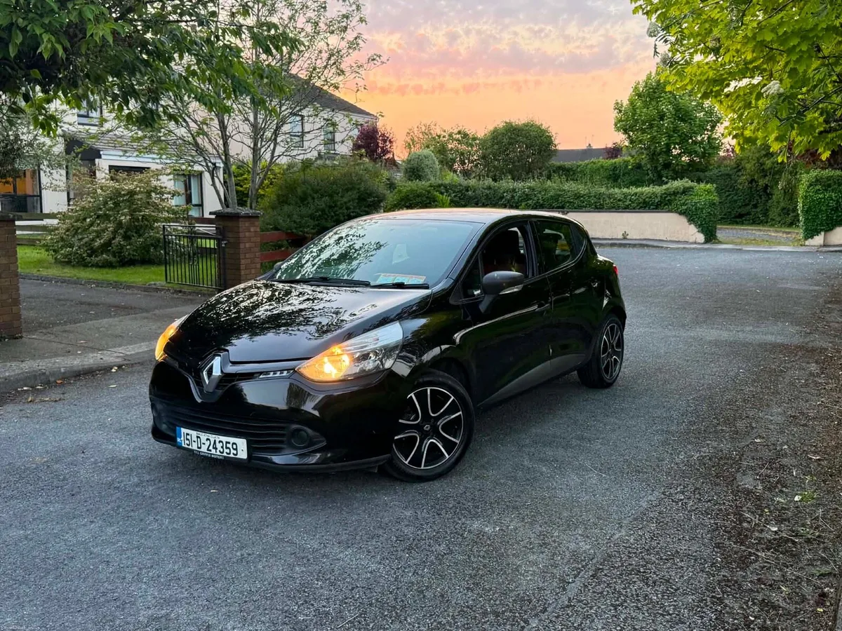 2015 Renault Clio nct 07/27 tax 01/27 86,000km - Image 2