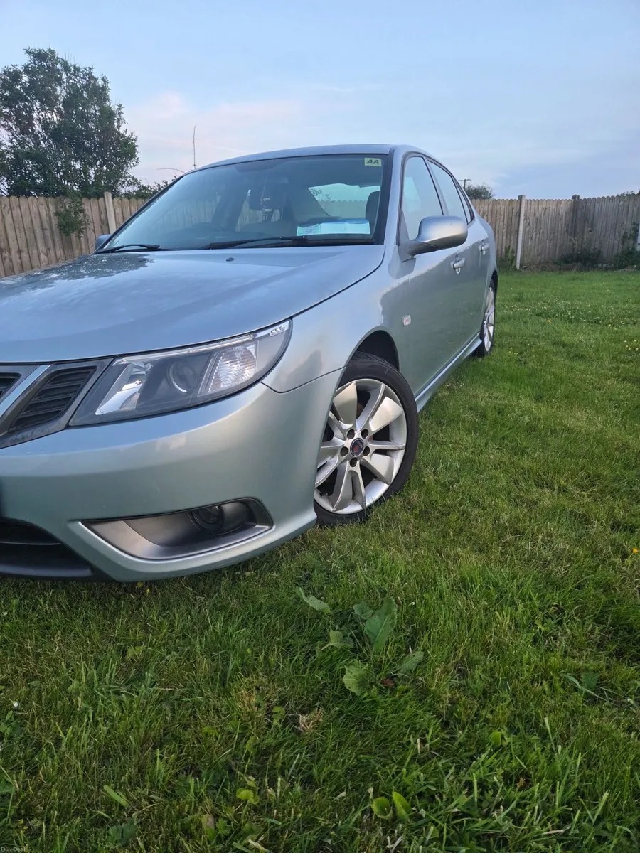 Saab 9-3 2010 - Image 3
