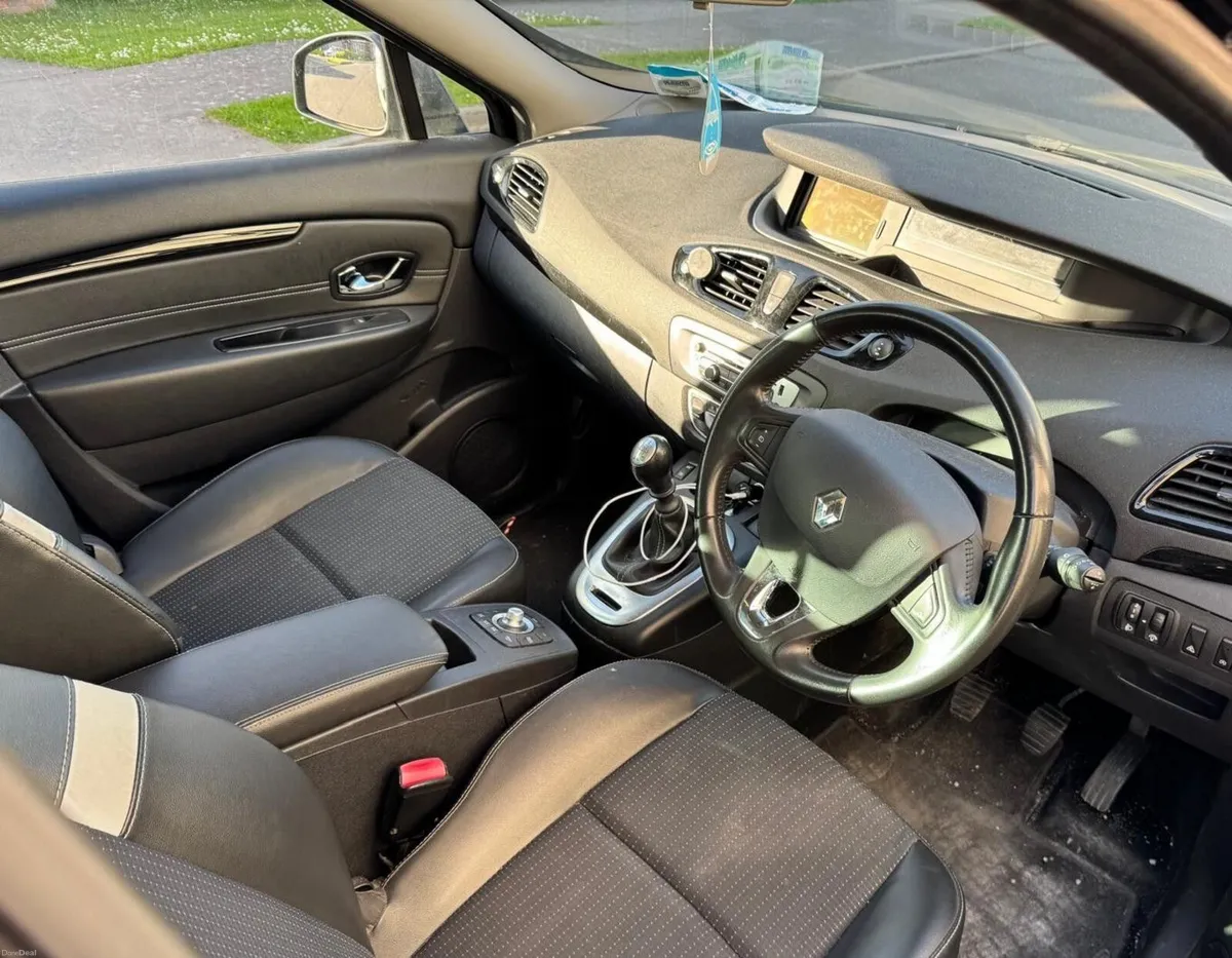 Renault Grand Scenic 2014 - Image 4