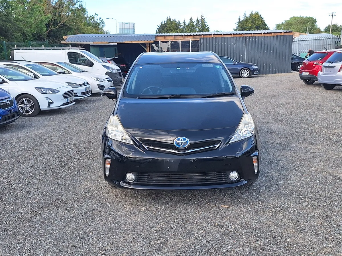 Toyota prius alpha 7 seater Self charging Hybrid - Image 2
